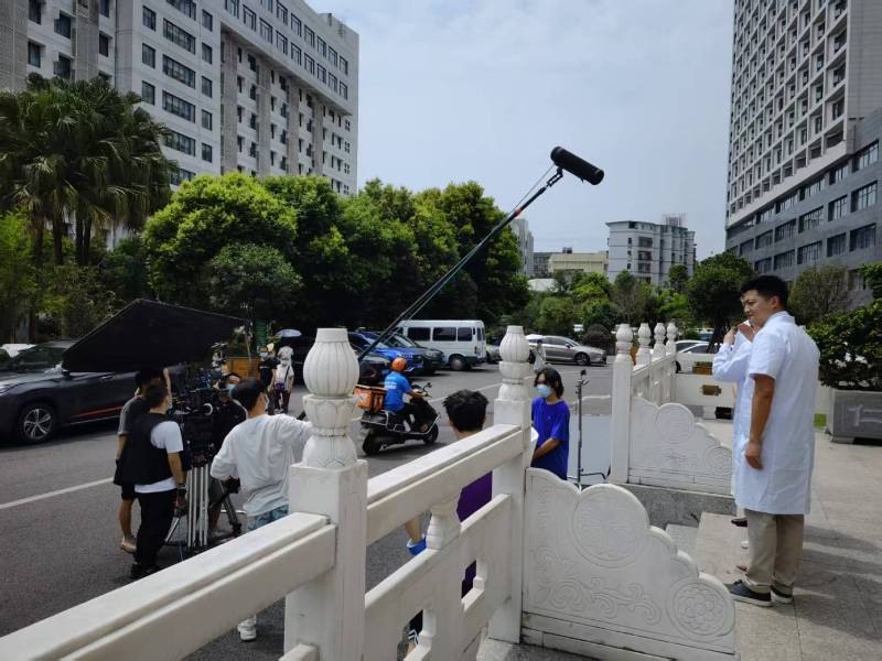 勐海县广告片拍摄公司低成本实现高规格制作的诀窍
